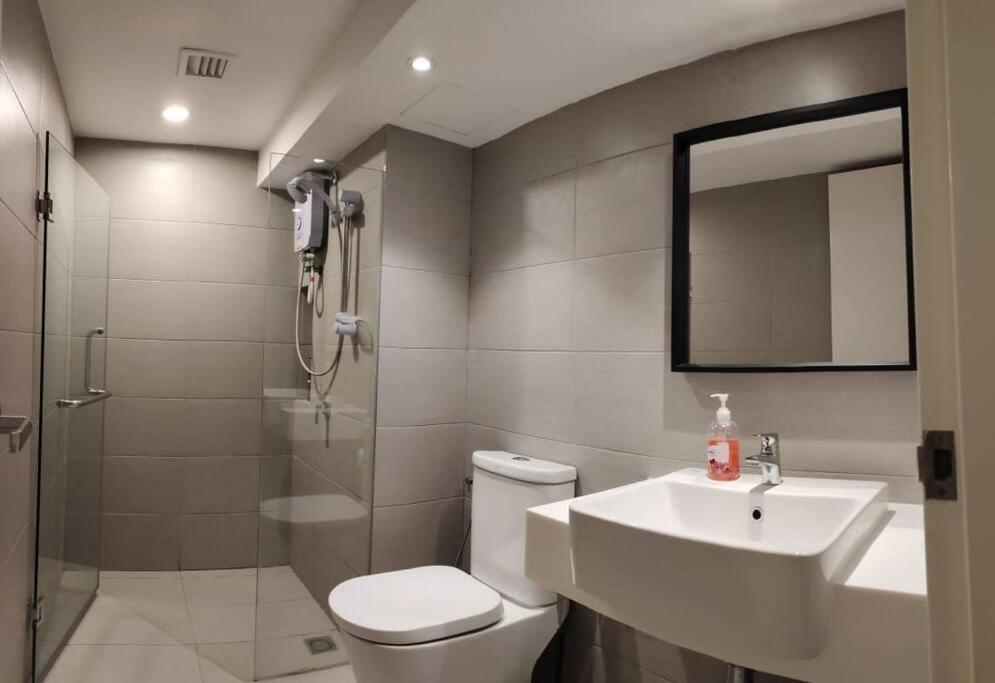 Kl Duplex With Balcony@ekocheras Mrt Kuala Lumpur