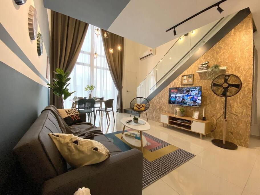 Kl Duplex With Balcony@ekocheras Mrt *